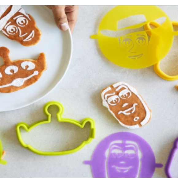 Pampered Chef Toy Story Pancake molds and stencils - Picture 7 of 7